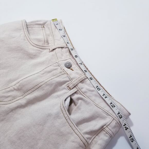 Reclaimed Vintage White Cream High Rise Jeans - Picture 6 of 12